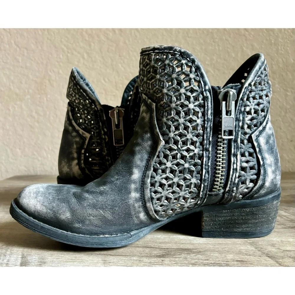Corral Boots Circle G from Cut Out Short Black Womens Western Boots - Picture 12 of 12